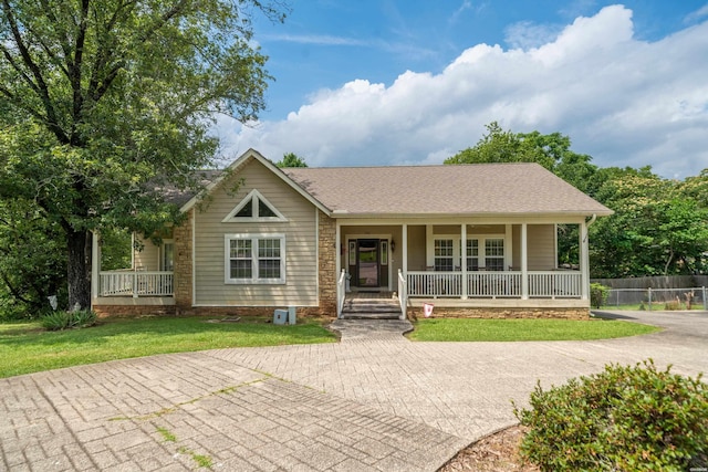 206 Brown St, Hot Springs, AR 71913 - photo 1