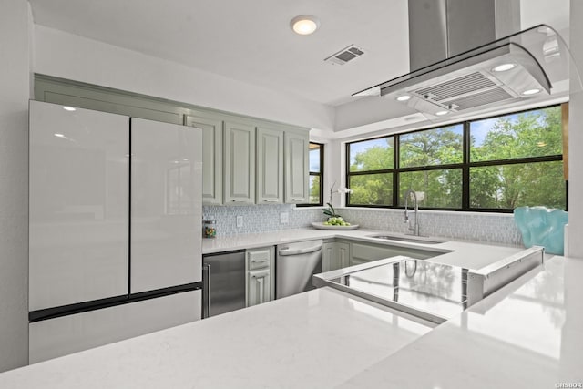 5371 Central Ave Unit 3C, Hot Springs, AR 71913 - kitchen featuring stainless steel appliances, a sink, tasteful backsplash, and exhaust hood