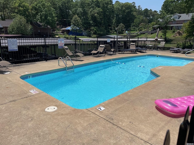 611 Lakeland Unit 30, Hot Springs, AR 71913 - community pool with a patio area and fence