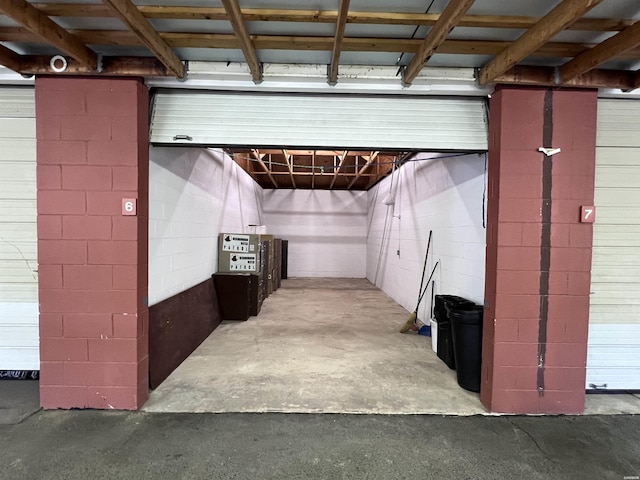 130,133,150 Treasure Isle Road, Hot Springs, AR 71913 - garage with concrete block wall