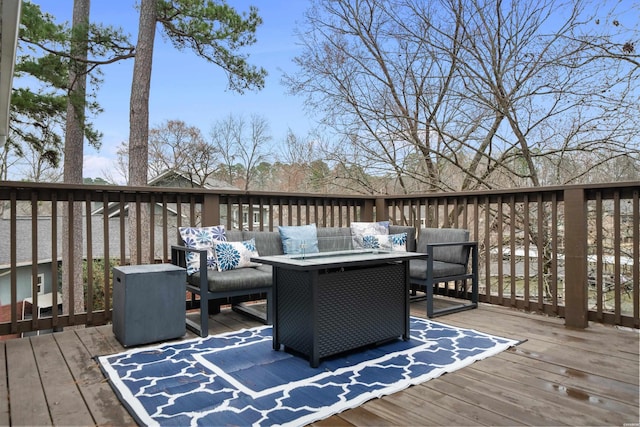 deck with outdoor dining space