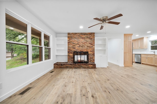 101 Southern Hills Dr, Hot Springs, AR 71913 - unfurnished living room with baseboards, a ceiling fan, recessed lighting, light wood-type flooring, and built in features