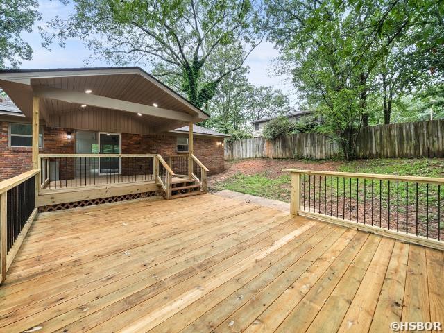 101 Southern Hills Dr, Hot Springs, AR 71913 - deck featuring a fenced backyard