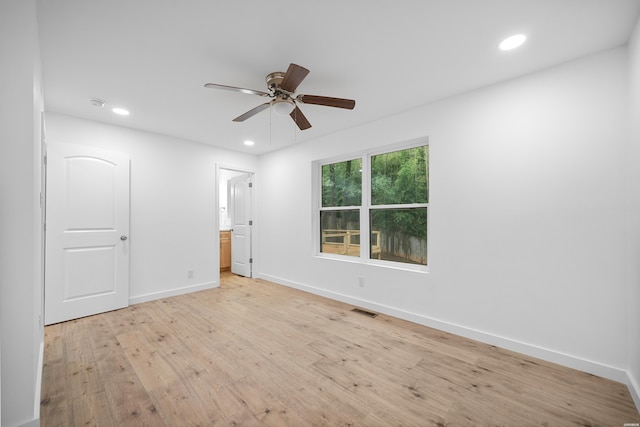 101 Southern Hills Dr, Hot Springs, AR 71913 - spare room with recessed lighting, light wood-style flooring, a ceiling fan, baseboards, and a smoke detector