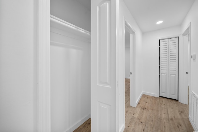 101 Southern Hills Dr, Hot Springs, AR 71913 - hall with light wood-style floors, baseboards, and recessed lighting
