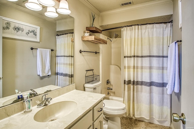 208 Daffodil St Unit D-1, Hot Springs, AR 71913 - bathroom with vanity, shower / bath combo with shower curtain, visible vents, and crown molding
