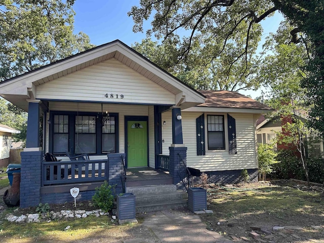 view of front of house featuring covered porch