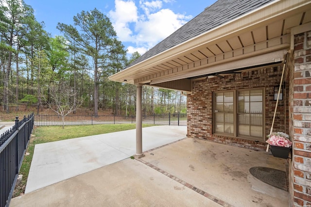121 Gardens Gate Dr, Hot Springs, AR 71913 - view of patio / terrace featuring fence
