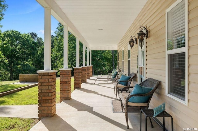 view of patio / terrace featuring covered porch