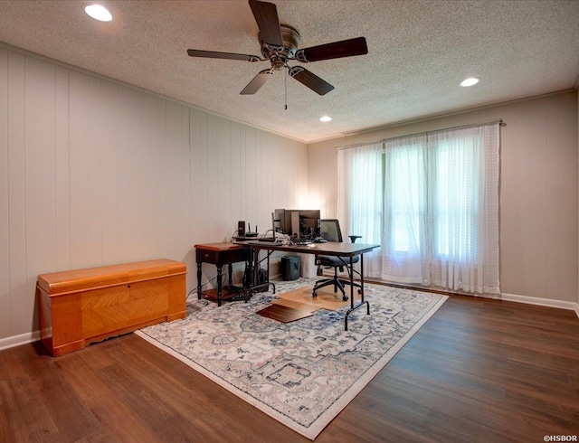 7 Sonora Way, Hot Springs Village, AR 71909 - home office with wood finished floors, a ceiling fan, a textured ceiling, and recessed lighting