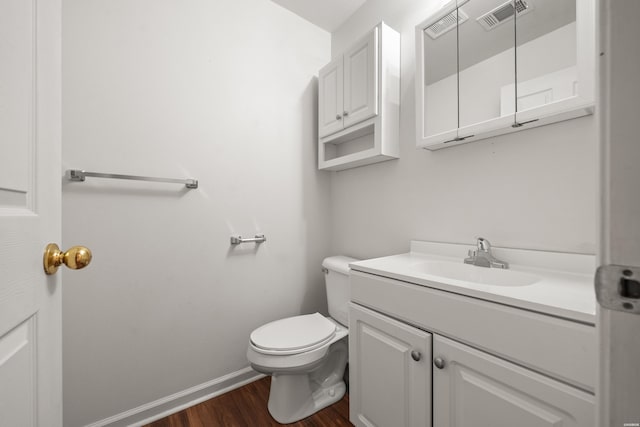231 Garland Ave, Hot Springs, AR 71913 - bathroom featuring wood finished floors and vanity