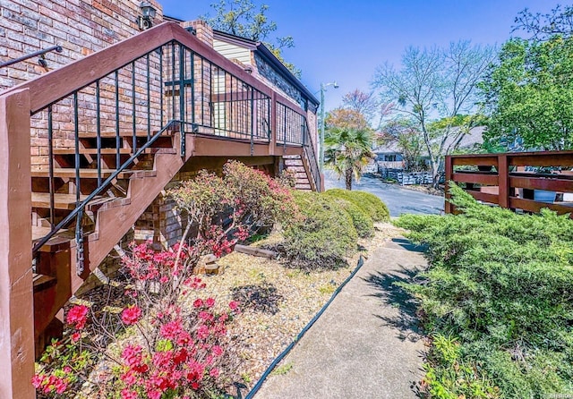 10 Steeplechase Ct, Hot Springs, AR 71901 - view of side of home featuring stairs