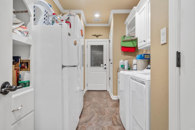 clothes washing area with visible vents, recessed lighting, cabinet space, crown molding, and washing machine and dryer