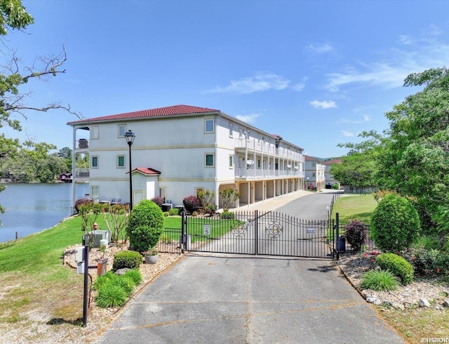 1380 Airport Rd Unit A4, Hot Springs, AR 71913 - view of road featuring a water view and a gate