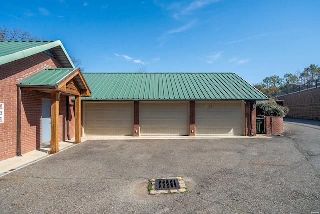 120 Butler Ln, Hot Springs, AR 71913 - view of garage