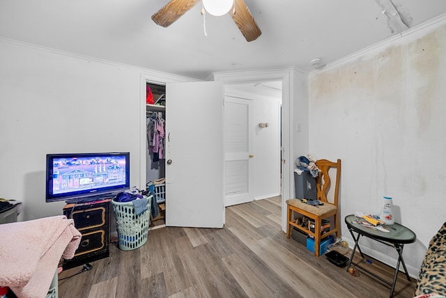 1638 Thornton Fry, Hot Springs, AR 71913 - interior space featuring crown molding, ceiling fan, and wood finished floors