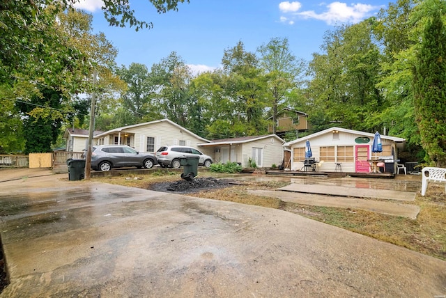 1638 Thornton Fry, Hot Springs, AR 71913 - view of front of house featuring driveway