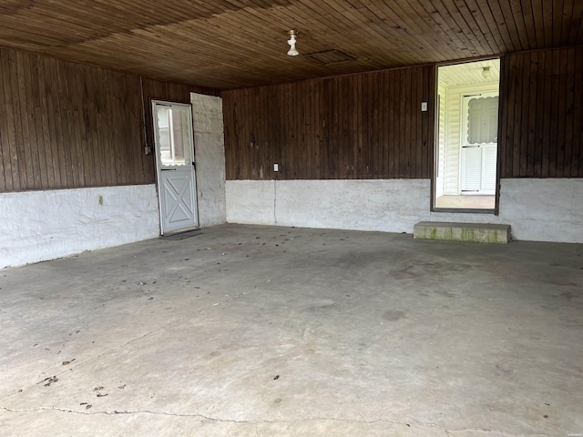 811 N 1st St, Glenwood, AR 71943 - garage featuring wood ceiling