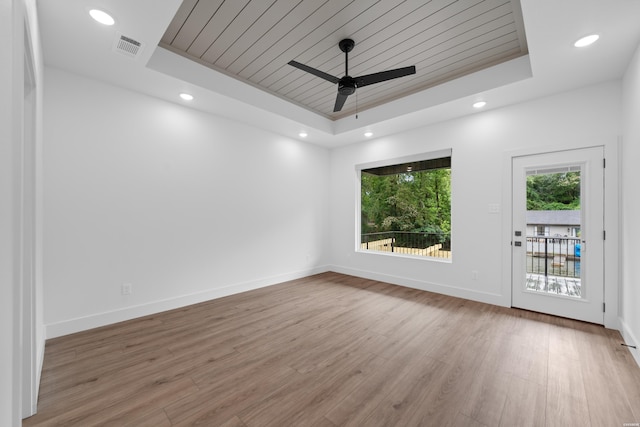168 Krause Ln Unit B, Hot Springs, AR 71913 - unfurnished room featuring a raised ceiling, wood finished floors, a ceiling fan, baseboards, and recessed lighting