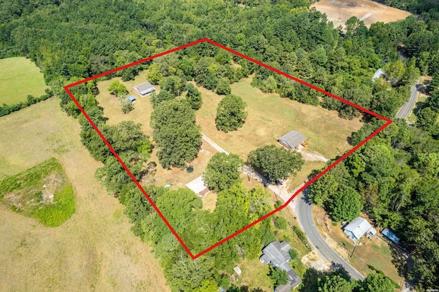 1526 Pearcy Rd, Pearcy, AR 71964 - aerial overview of property's location with property parcel outlined and a forest