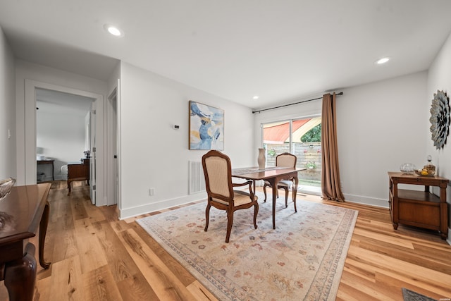 624 Ridgeway St, Hot Springs, AR 71901 - dining area with light wood-style floors and recessed lighting