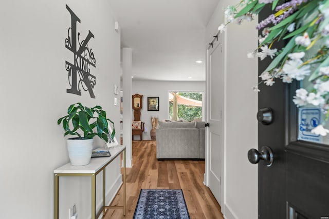 624 Ridgeway St, Hot Springs, AR 71901 - foyer entrance featuring light wood-style floors and recessed lighting