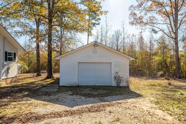 detached garage with driveway