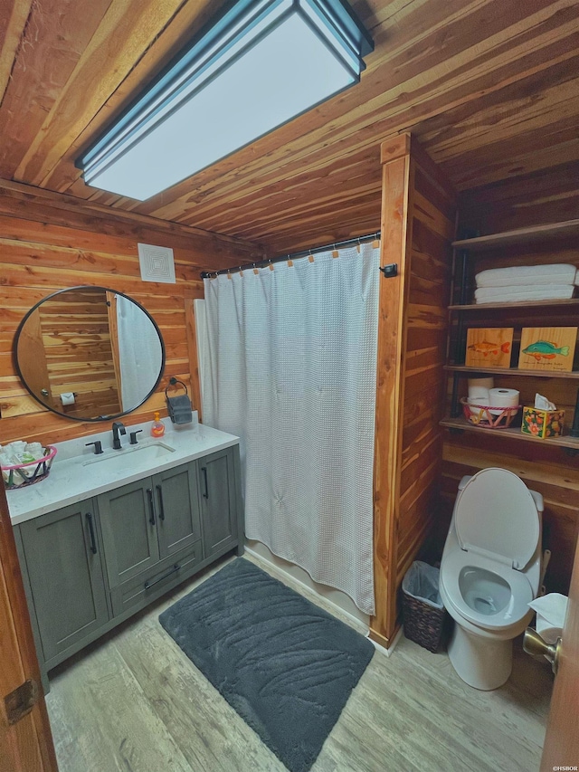 150 Shady Oak Trl, Hot Springs, AR 71913 - bathroom featuring vanity, wood walls, wood finished floors, wood ceiling, and shower / bath combo