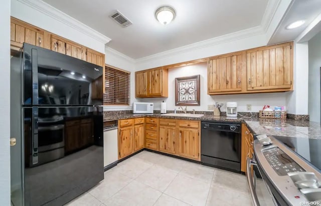 200 Hamilton Oaks Dr Unit D-3, Hot Springs, AR 71913 - kitchen with crown molding, a sink, light tile patterned floors, visible vents, and black appliances