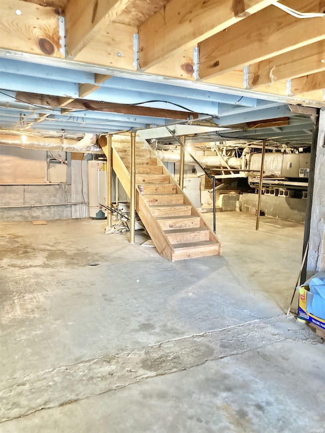 117 Waverly St, Hot Springs, AR 71913 - unfinished basement with water heater and stairway