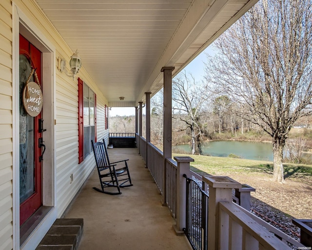 2939 Finch Rd, Bismarck, AR 71929 - porch with a water view