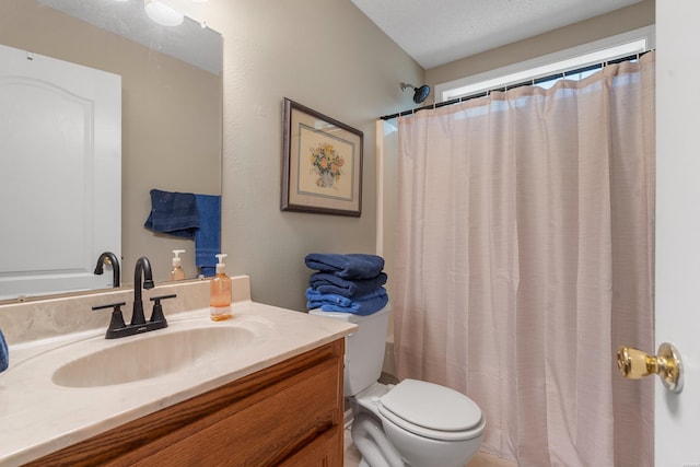 103 Deer View Ct, Hot Springs, AR 71913 - full bathroom featuring vanity, toilet, and a shower with shower curtain