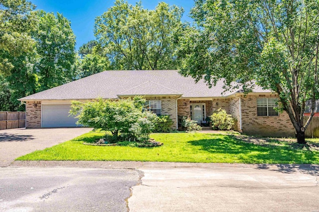 103 Deer View Ct, Hot Springs, AR 71913 - single story home featuring driveway, a garage, and brick siding