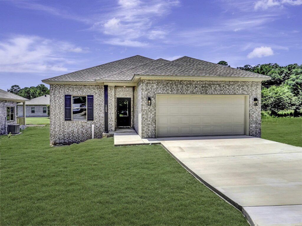 105 Wickford Trl, Hot Springs, AR 71913 - view of front of property with brick siding, a garage, and a shingled roof