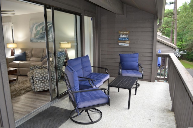 200 Hamilton Oaks Dr Unit J3, Hot Springs, AR 71913 - balcony featuring outdoor lounge area
