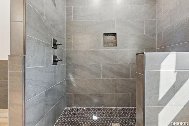 132 Lombard Ct, Hot Springs, AR 71901 - full bath with tiled shower