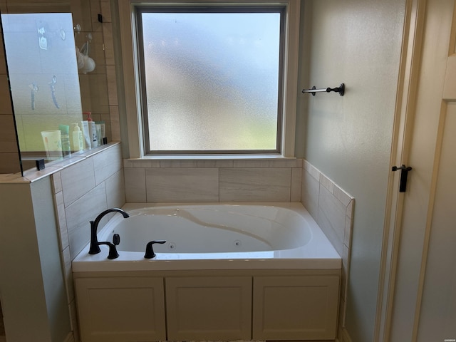 1910 Josh Dr, Conway, AR 72034 - bathroom featuring a jetted tub