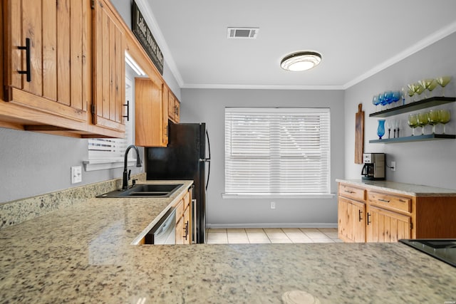 kitchen with ornamental molding, visible vents, a sink, and dishwashing machine