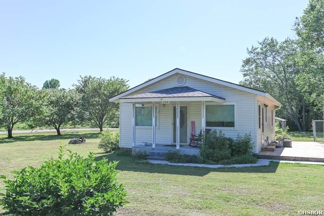 142 Taylor Loop, Oden, AR 71961 - bungalow-style home featuring a porch and a front lawn