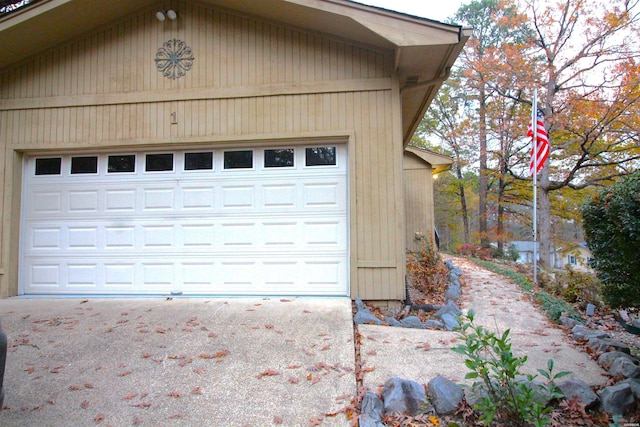 1 Alora Ln, Hot Springs Village, AR 71909 - view of garage