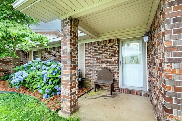 221 San Juan Dr, Hot Springs, AR 71913 - view of exterior entry with brick siding