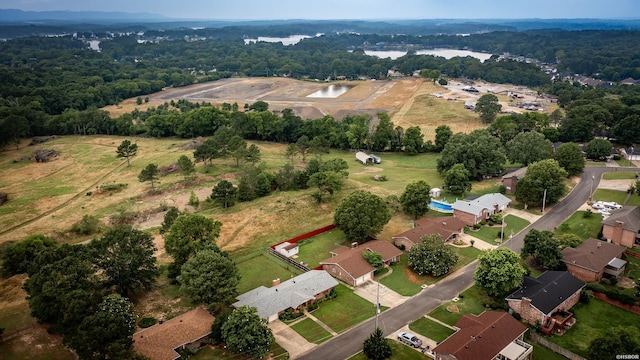 221 San Juan Dr, Hot Springs, AR 71913 - aerial view of property's location with a nearby body of water
