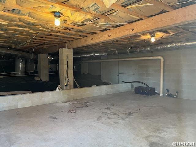 below grade area with crawl space