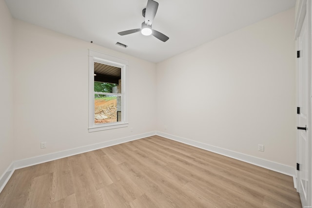 135 Ridgeway Pl, Hot Springs, AR 71901 - empty room with light wood finished floors, baseboards, and ceiling fan