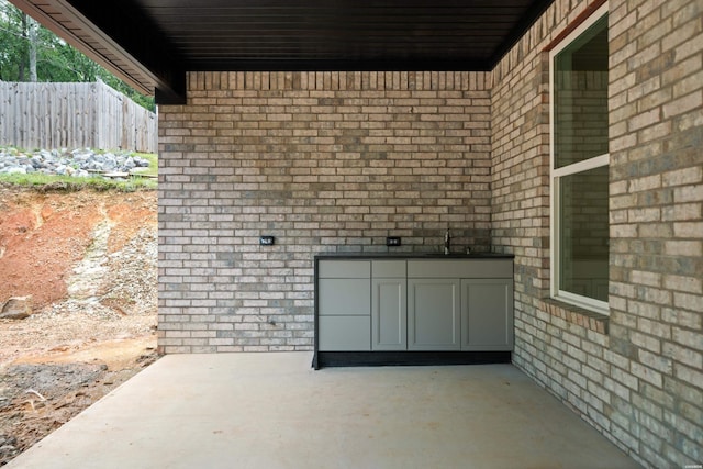 135 Ridgeway Pl, Hot Springs, AR 71901 - view of patio with a sink