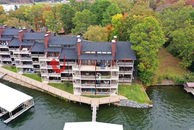 bird's eye view featuring a water view