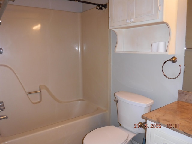 109 Indian Hills St Unit C10, Hot Springs, AR 71913 - full bathroom featuring vanity, shower / washtub combination, and toilet
