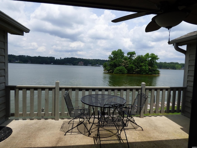 400 Farr Shores Dr Unit 2E, Hot Springs, AR 71913 - balcony featuring a water view and outdoor dining space