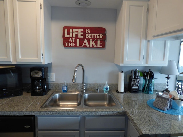400 Farr Shores Dr Unit 2E, Hot Springs, AR 71913 - kitchen featuring tile countertops, a sink, black microwave, and white cabinetry