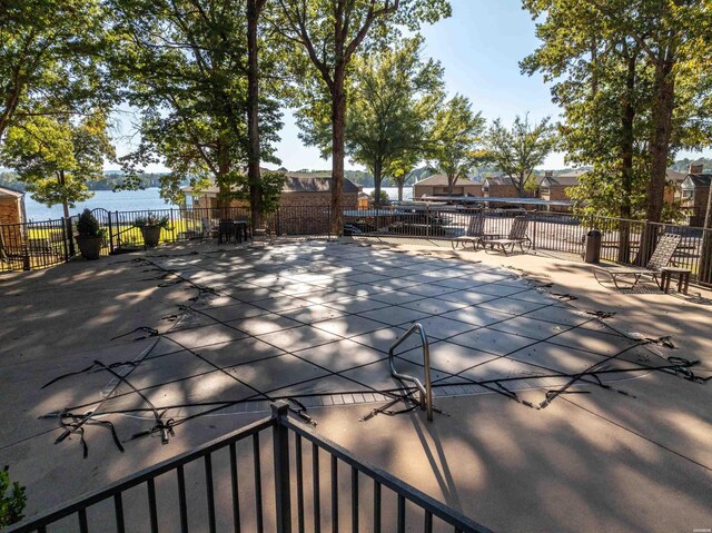 1201 Lakeshore Dr Unit 25, Hot Springs, AR 71913 - view of patio featuring fence